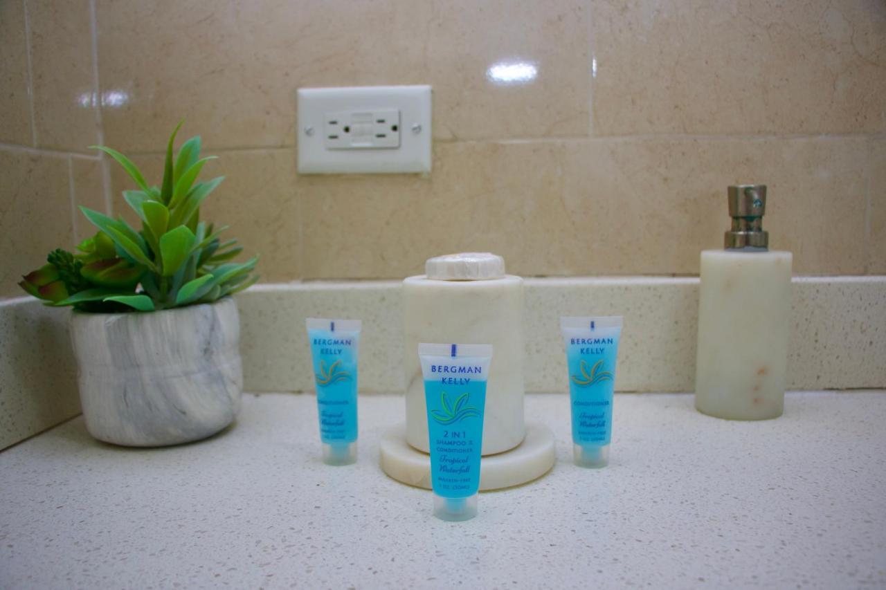 Comfort Homes Кингстън Екстериор снимка